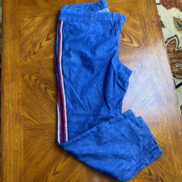 Blue Linen Capris with Red and White Stripe - Picture 6 of 6